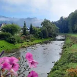 Pod Kolejka 3*