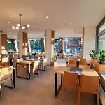 Hotel apartamentowy Pod Kolejką 3*