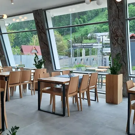 Pod Kolejka Apart Otel 3*
