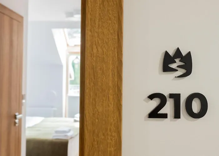 Pod Kolejka Aparthotel 3*